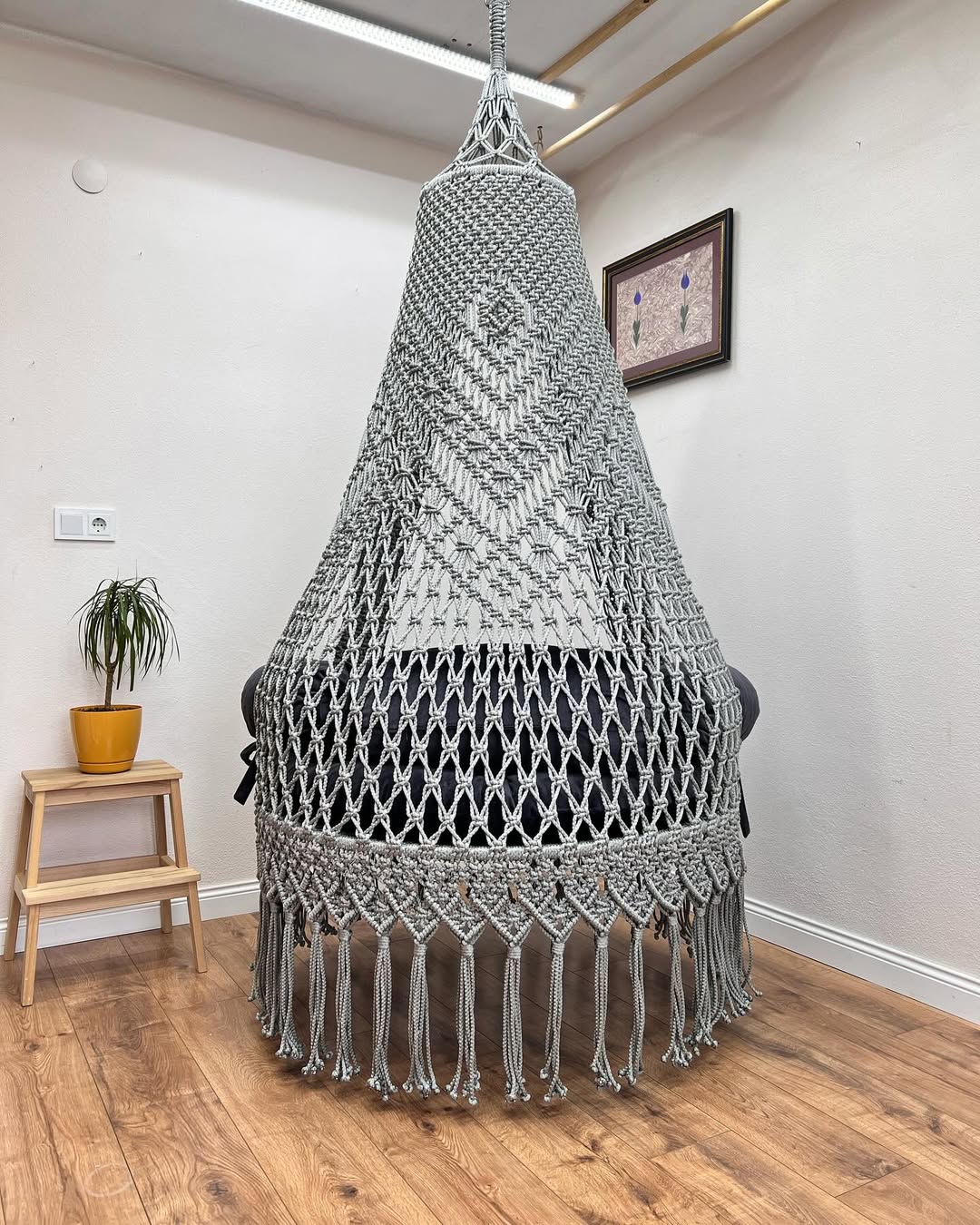 INDIGO MACRAME SWING