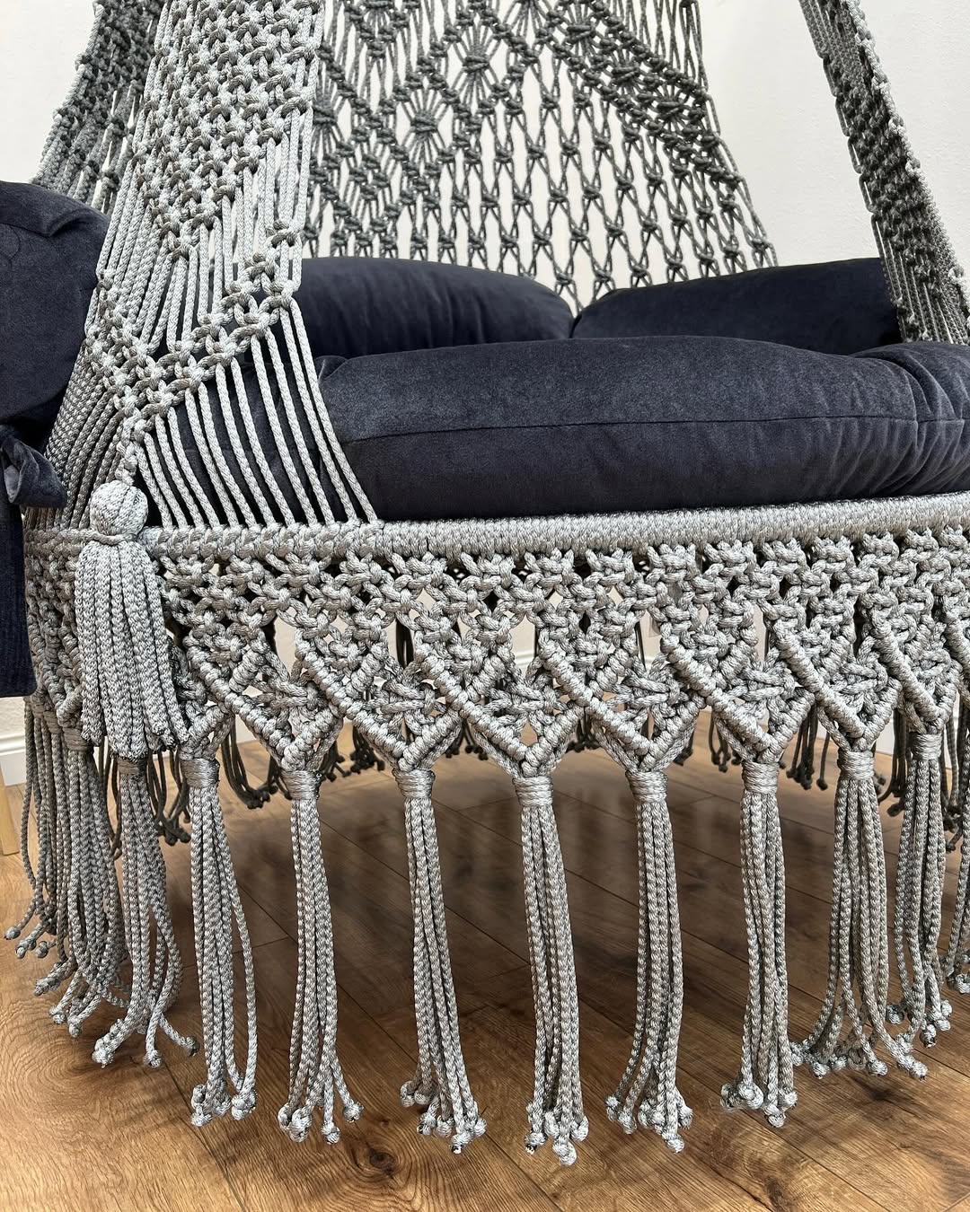 INDIGO MACRAME SWING