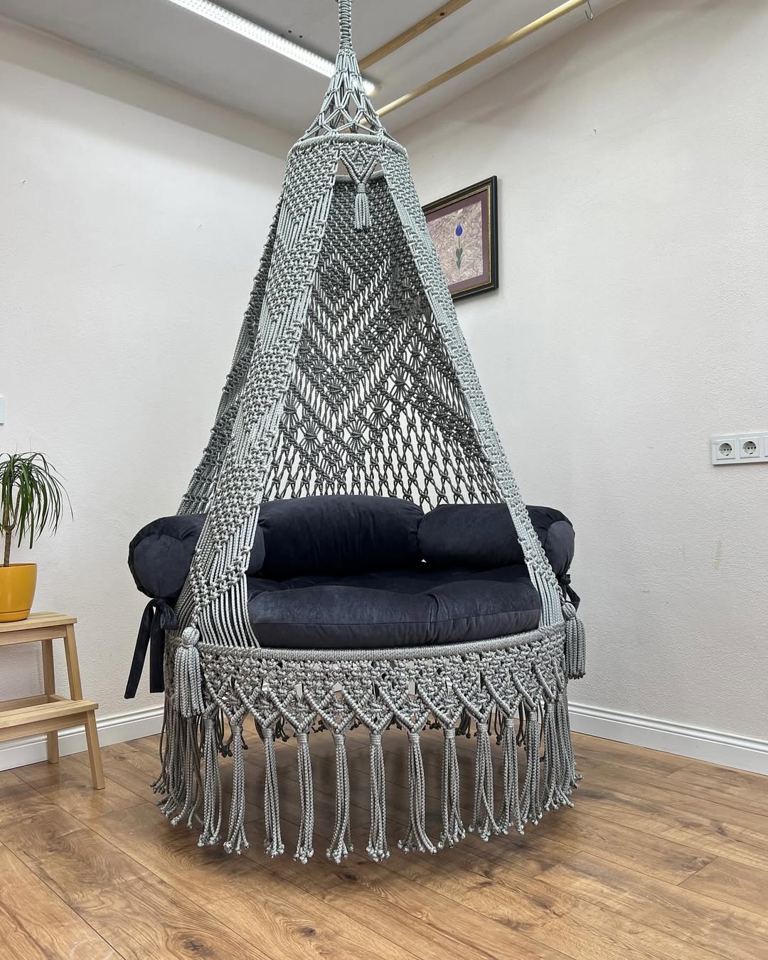INDIGO MACRAME SWING