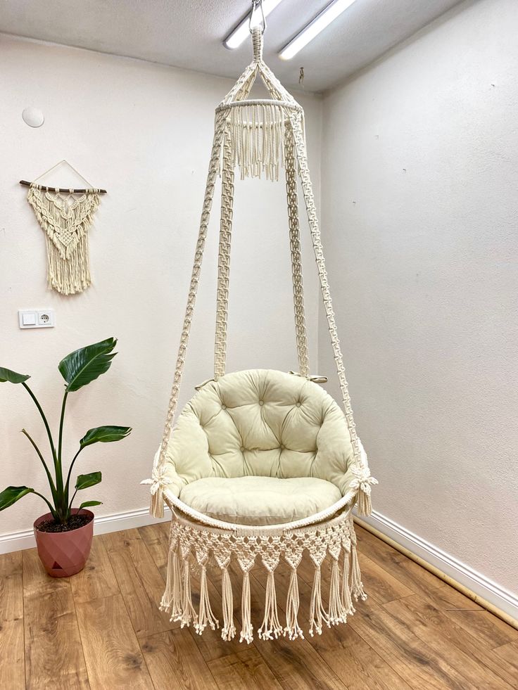 Winter Silk Macrame Swing with Mattress