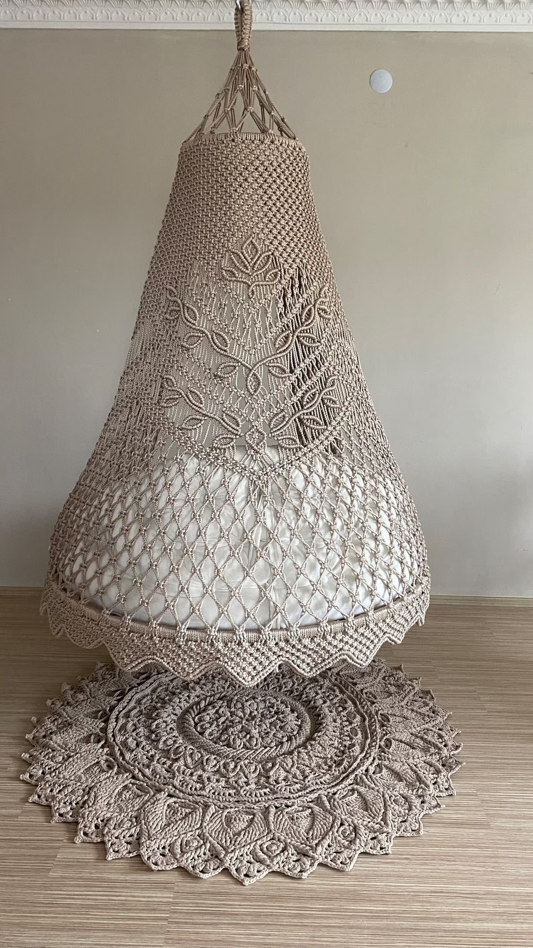 MOCHA BROWN MACRAME SWING